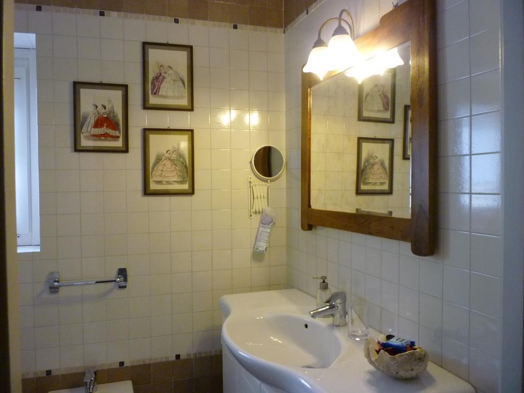 B&B Villa Dei Pini Domegliara Exteriör bild