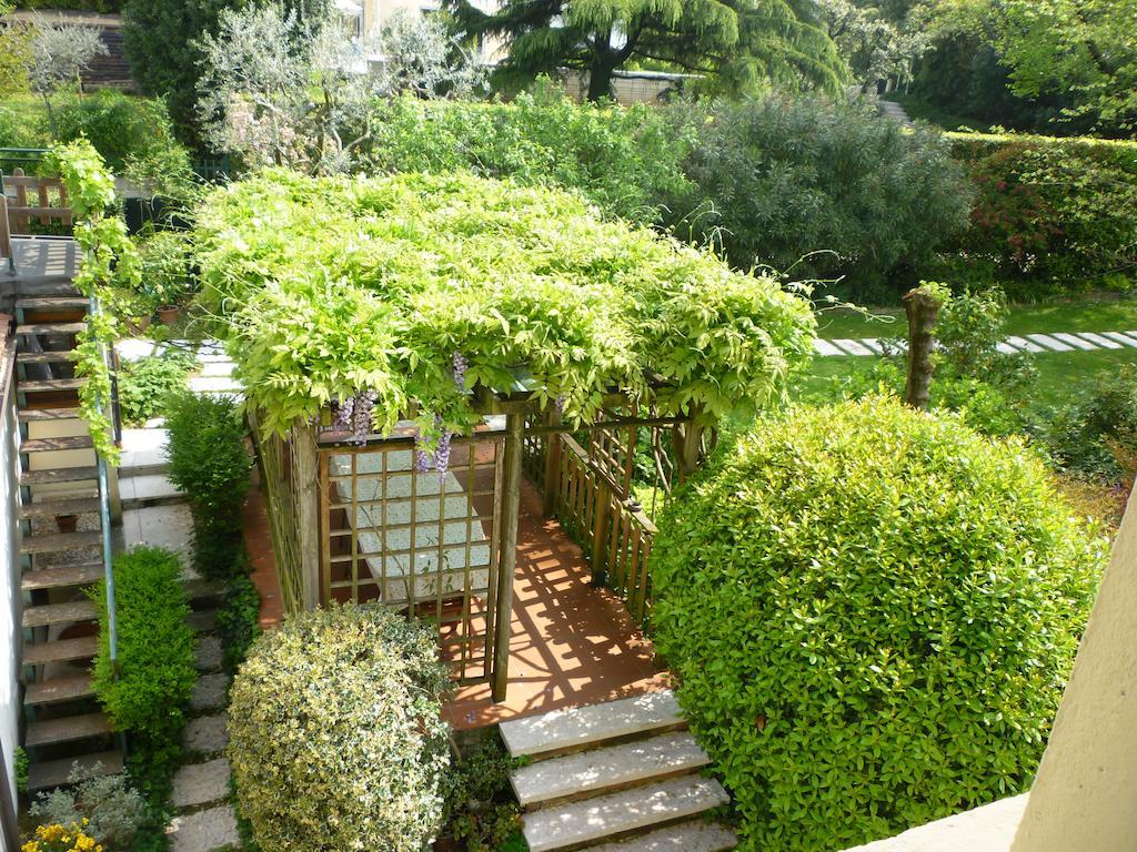B&B Villa Dei Pini Domegliara Exteriör bild