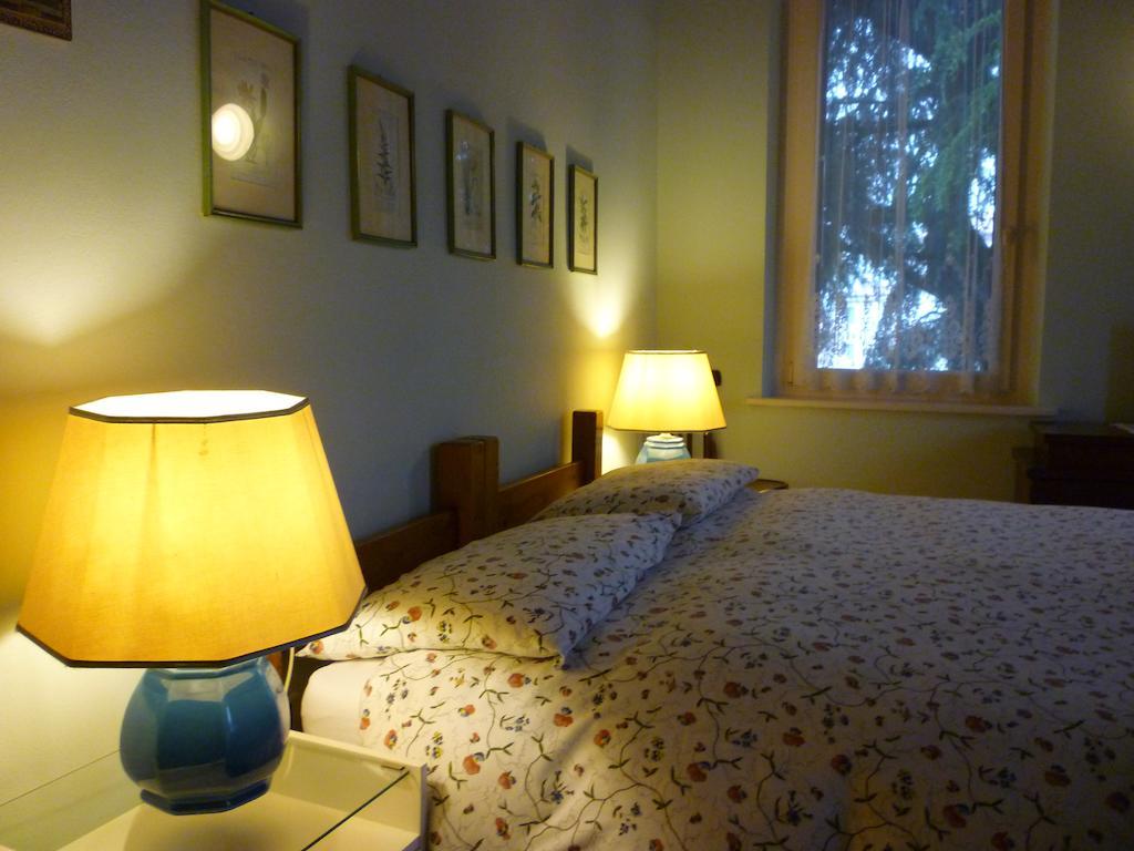 B&B Villa Dei Pini Domegliara Exteriör bild